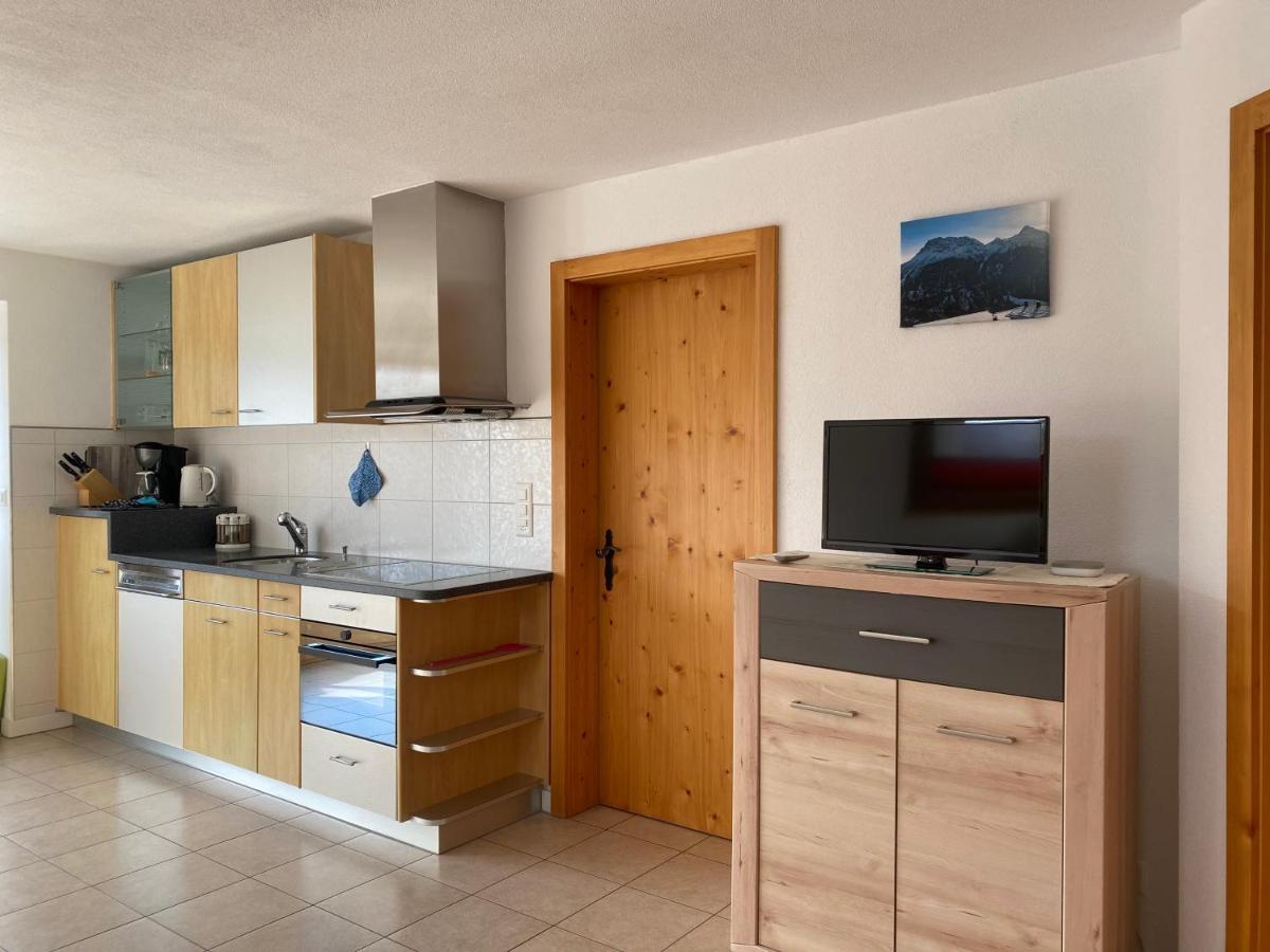 Ferienwohnung In Tschlin Mit Panoramablick Luaran gambar